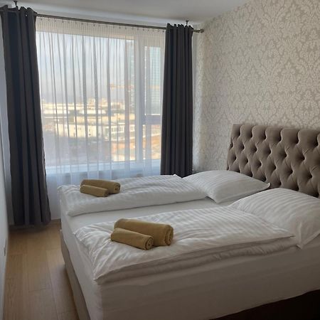 Sag Panorama City Apartment 3 Rooms Free Parking Free Wifi Bratislava Eksteriør billede