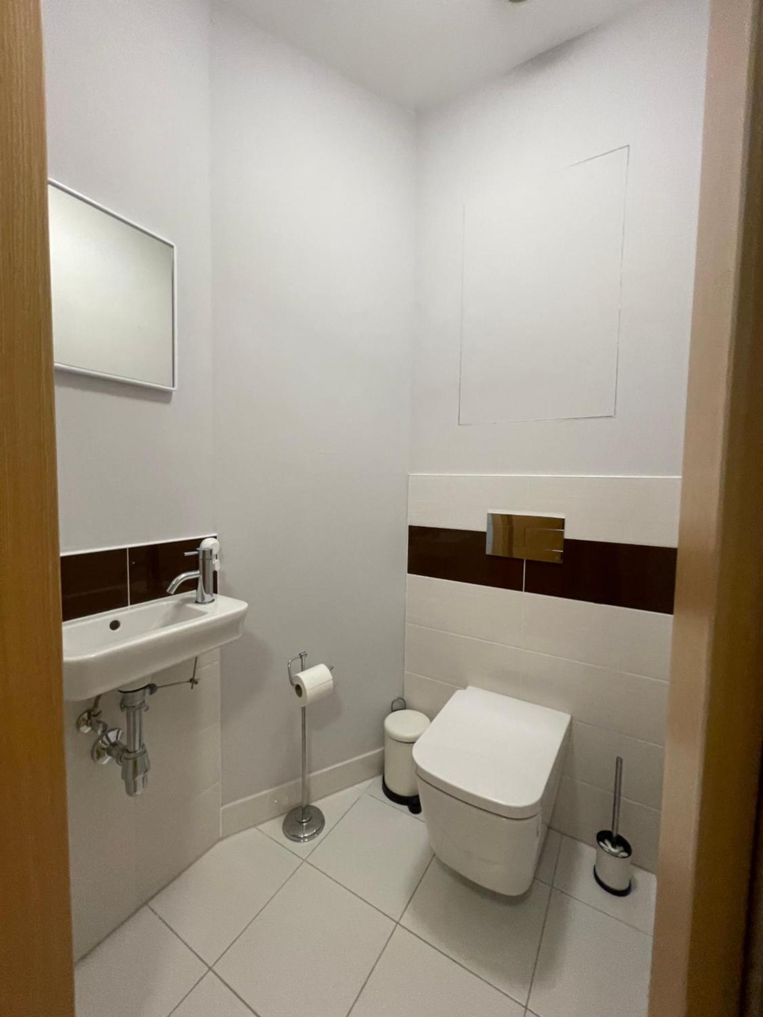 Sag Panorama City Apartment 3 Rooms Free Parking Free Wifi Bratislava Eksteriør billede